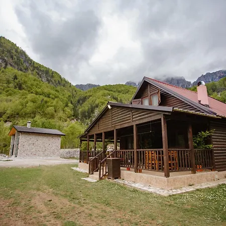 Villa Shpija Ujevara E Vogel